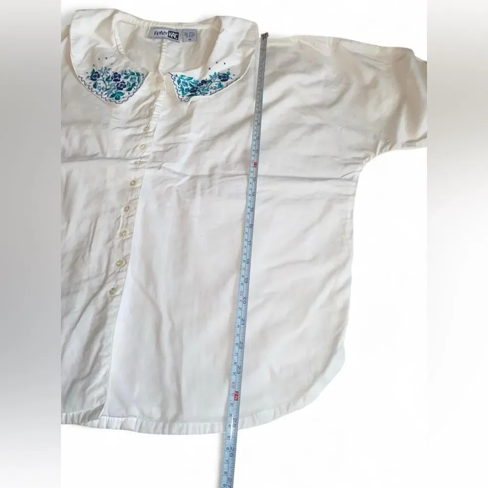Vintage Krazy Kat Embroidered Blouse White Cotton Cottagecore Peter Pan Collar M